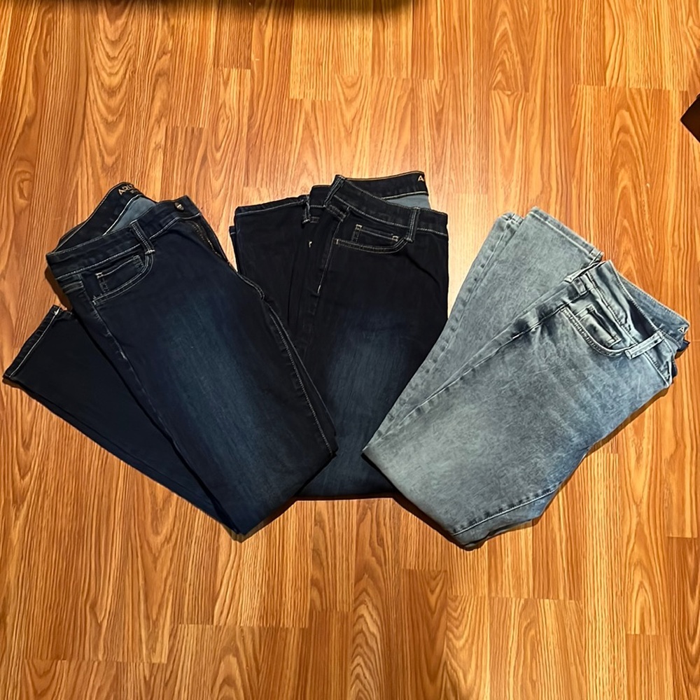 3 pairs of skinny jeans